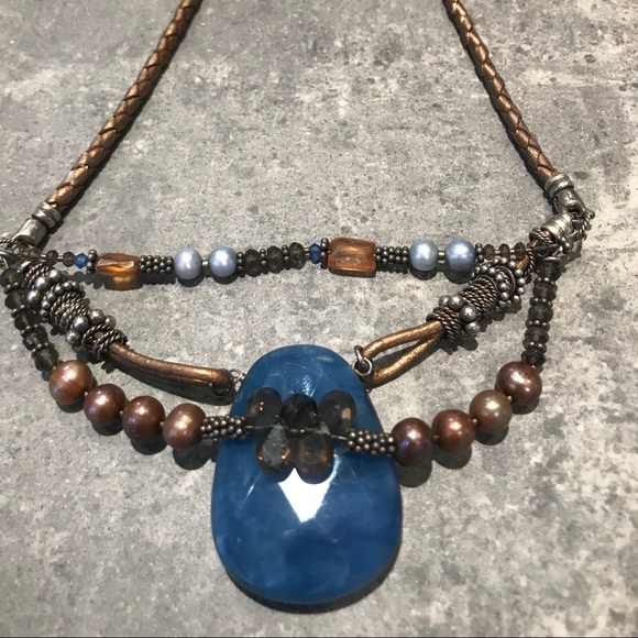 Blue stone choker - Picture 2 of 3